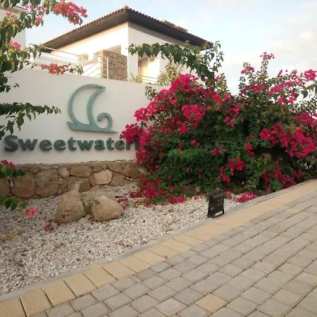 Sweetwaterbey Beachfront شقة